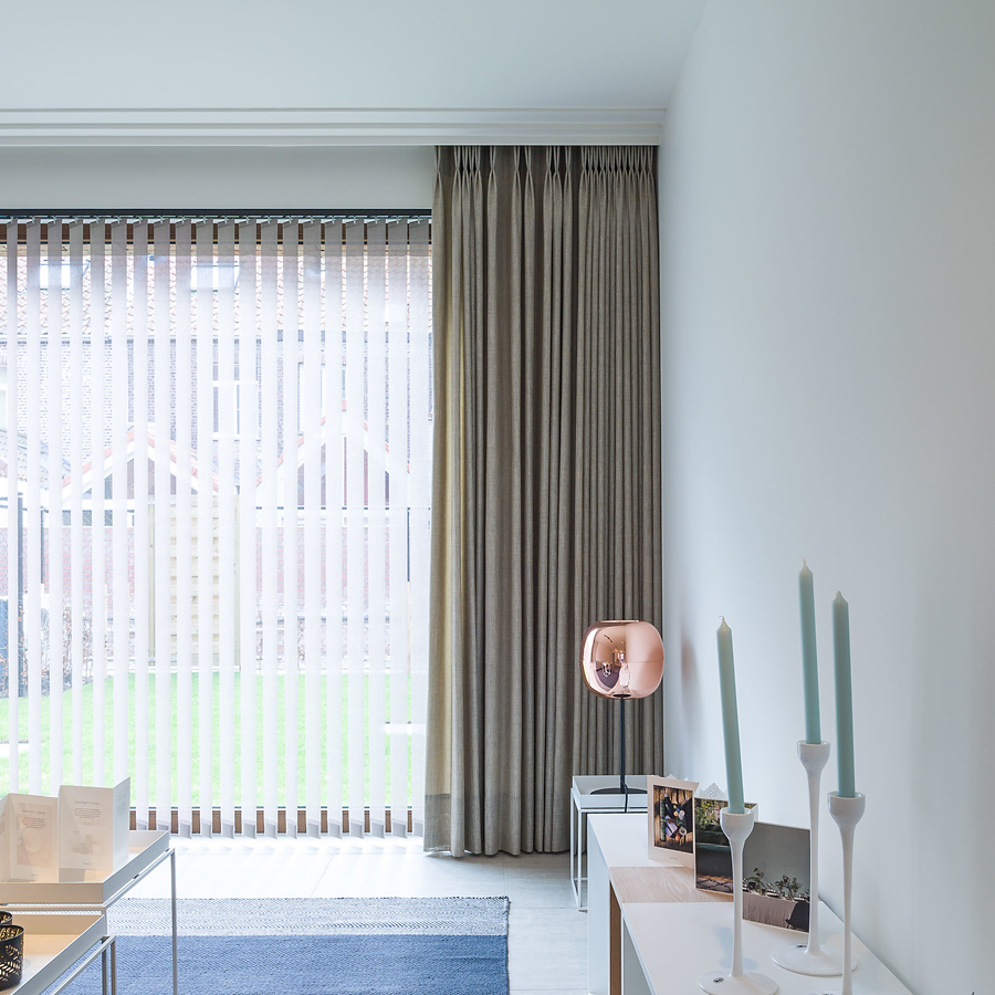 Одна из моделей Orac Decor для штор