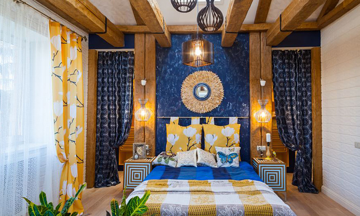 Потолочные балки Unix в деревенском интерьере