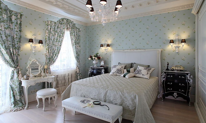 Интерьер с карнизами в стилях шебби-шик и винтаж