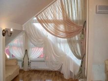 Шторы на мансардные окна со скошенным потолком: идеи как повесить