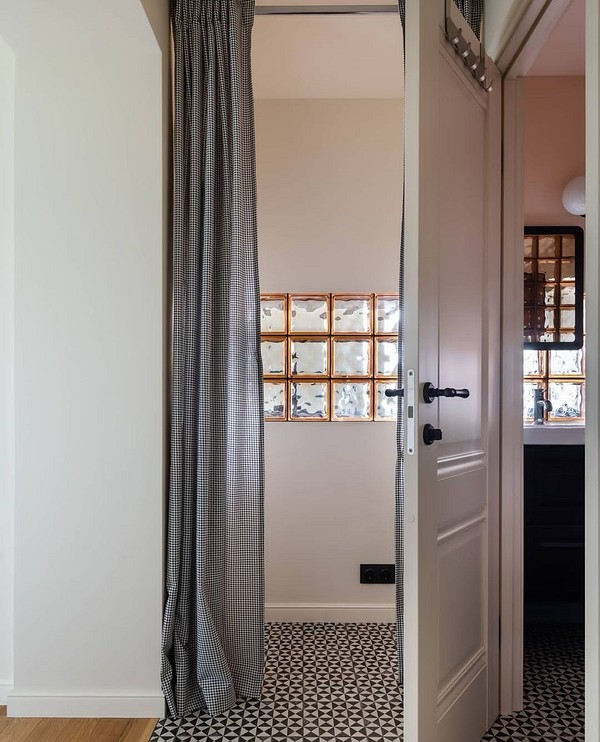 Занавески на дверной проем: декоративные, на магнитах от комаров, фото