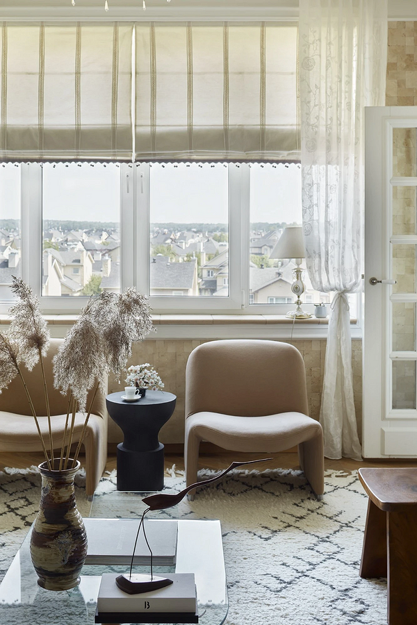 Дизайн светлых штор - критерии по выбору оттенков и типа ткани