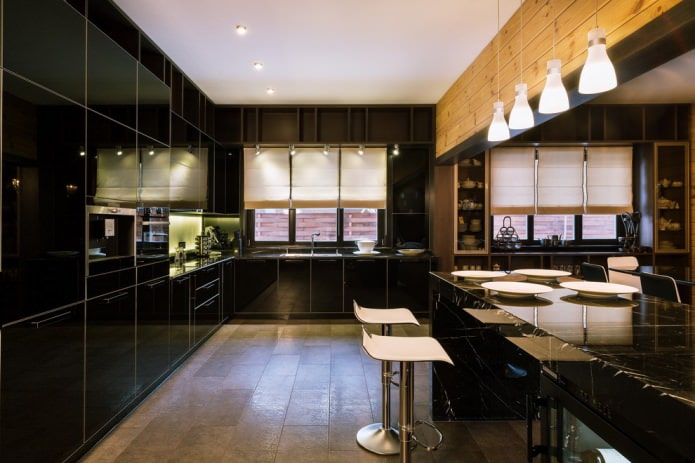 черные римские шторы на кухне черные римские шторы на кухне