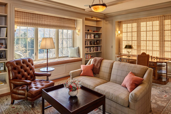 клетчатый диван