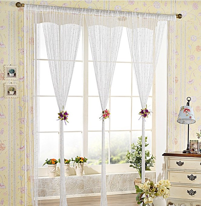 Нитяные шторы: виды, фото в интерьере, правила ухода