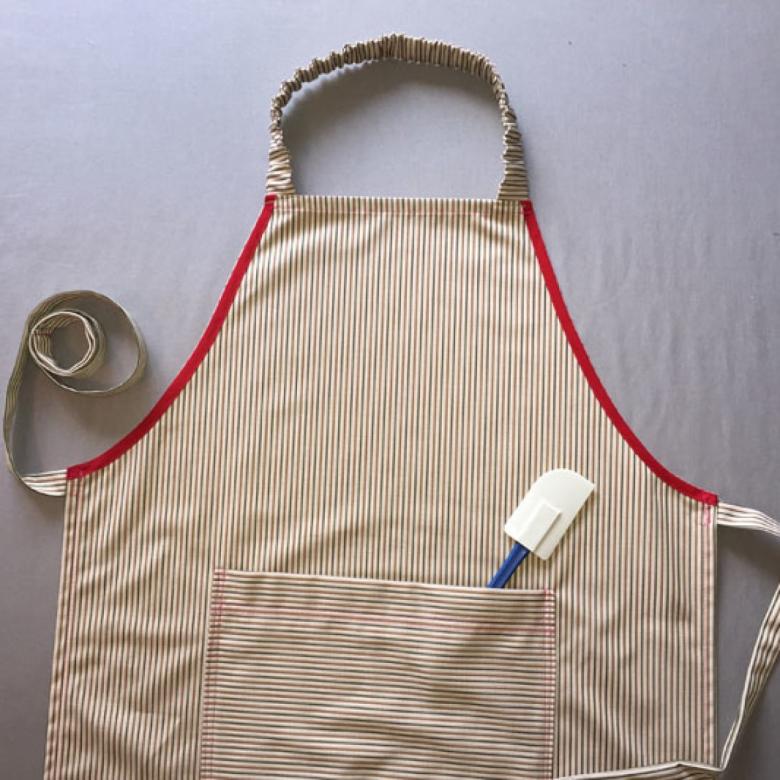 Выкройка красивого фартука для кухни для кухни своими руками