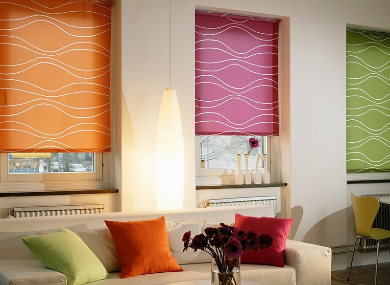 Оформление окон в стиле модерн: варианты для разных дизайнов