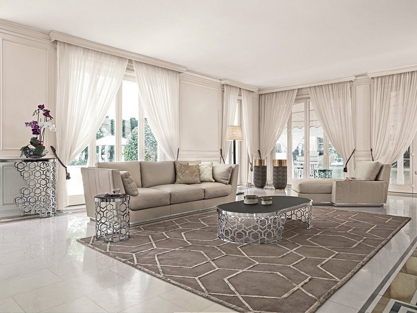 Бежевый диван в интерьере