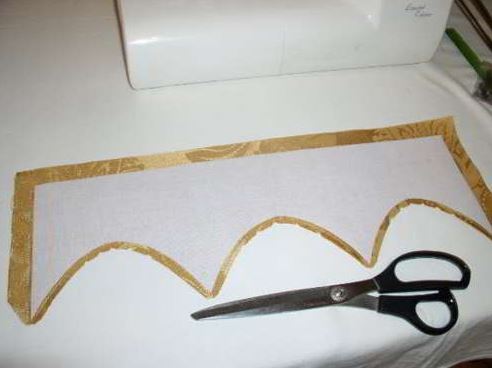 Гардины на скошенные окна своими руками