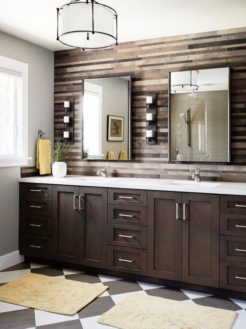 Коричневая мебель в интерьере ванной комнаты