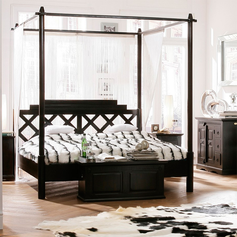 В колониальном стиле В колониальном стиле