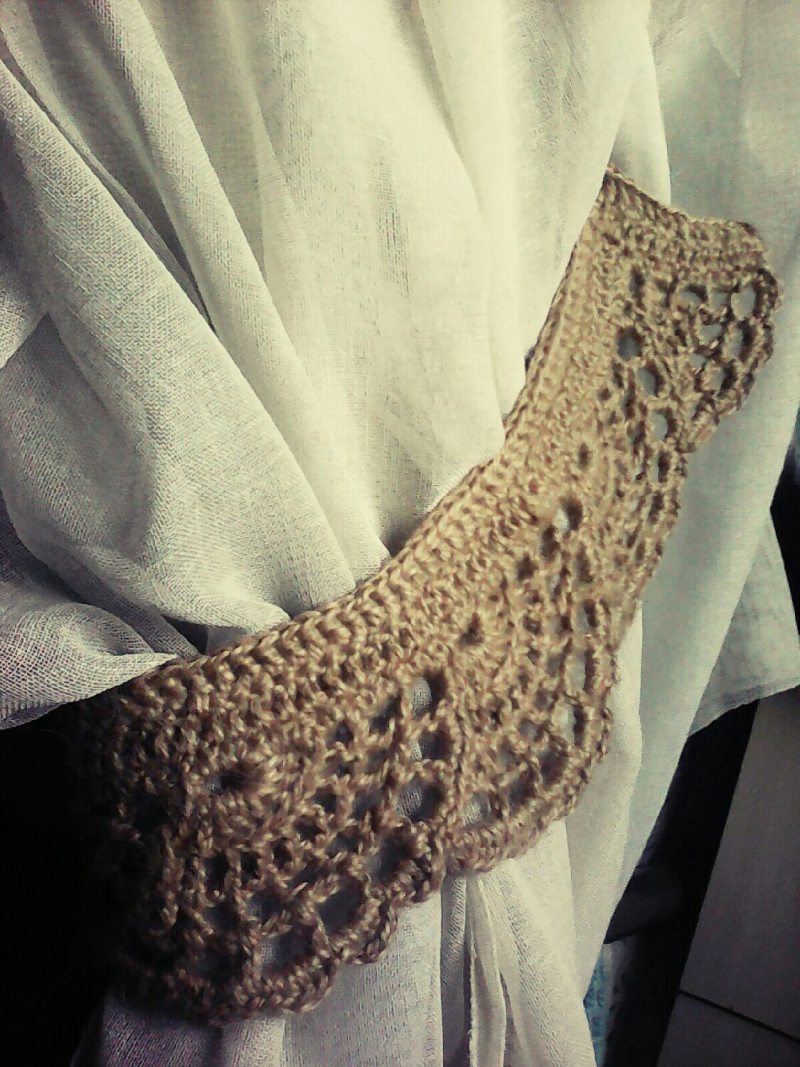 Podhvatyi dlya shtor 12