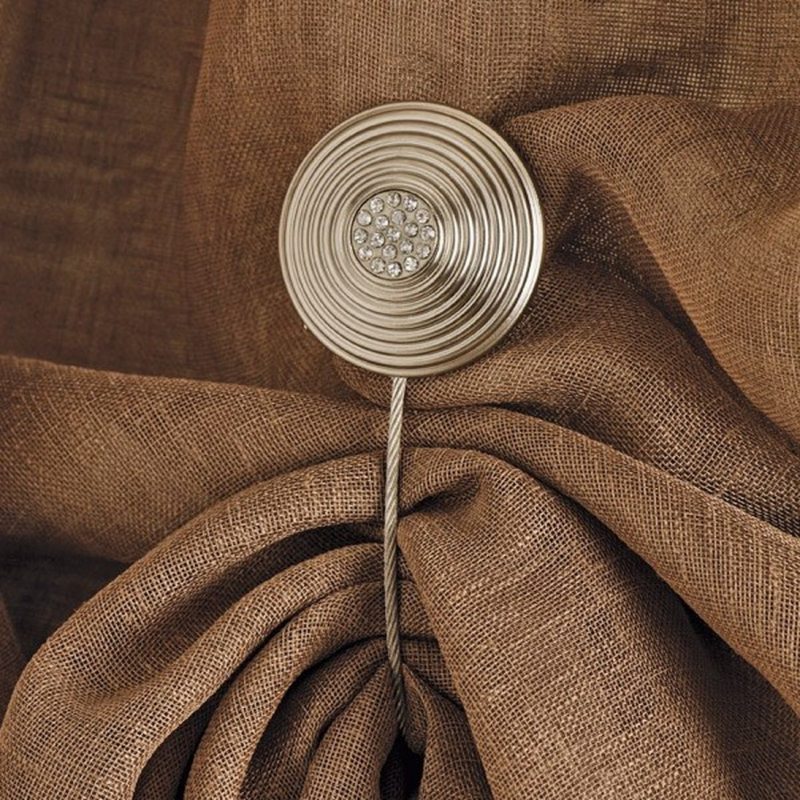 Podhvatyi dlya shtor 18