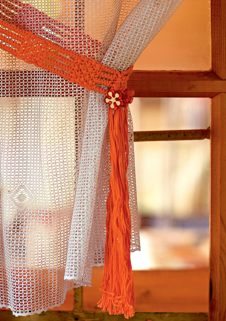 Podhvatyi dlya shtor 20