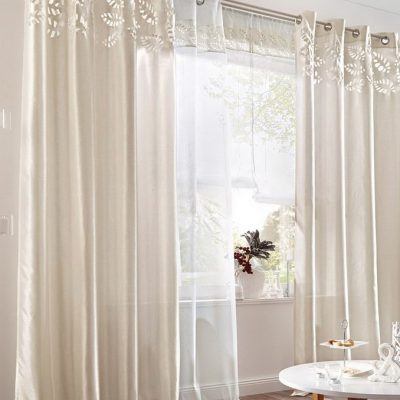 Бежевый цвет штор