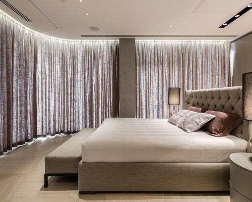 плотные шторы на 2 больших окна в спальне