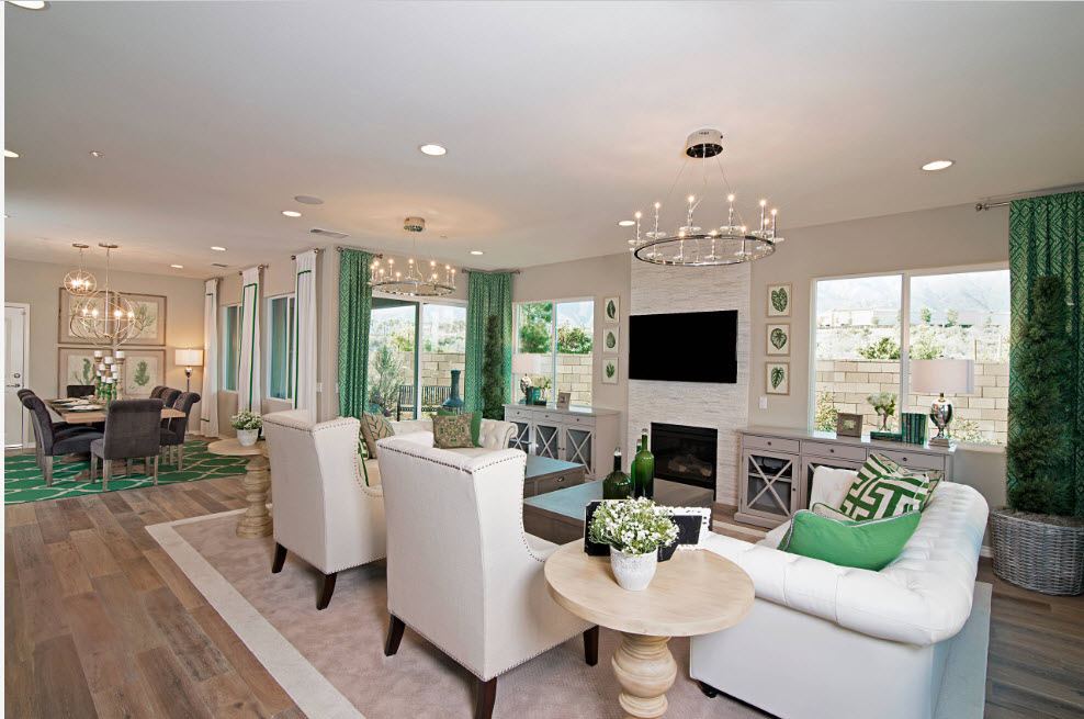 В совмещенном пространстве