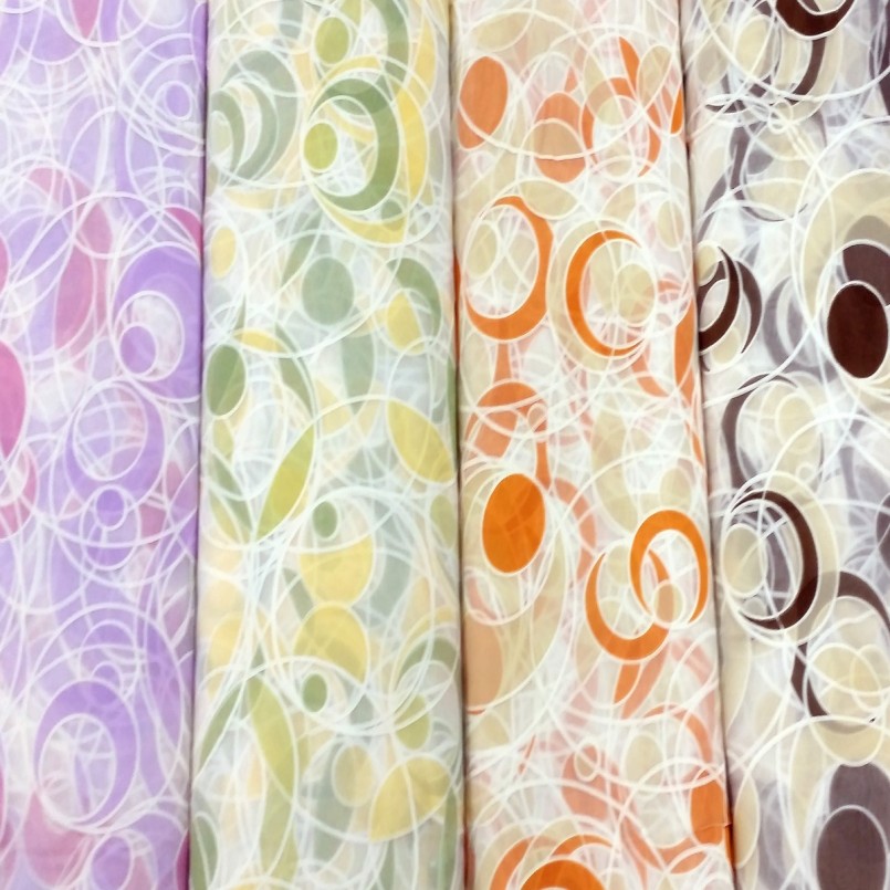 Тюль из органзы: преимущества выбора материала и правила сочетания тканей (110 фото)