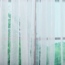 Шторы из органзы на кухню или в гостиную, модели занавесок