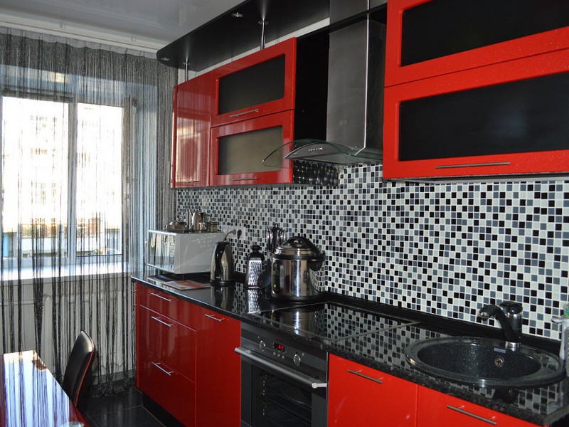 Красно-белая кухня