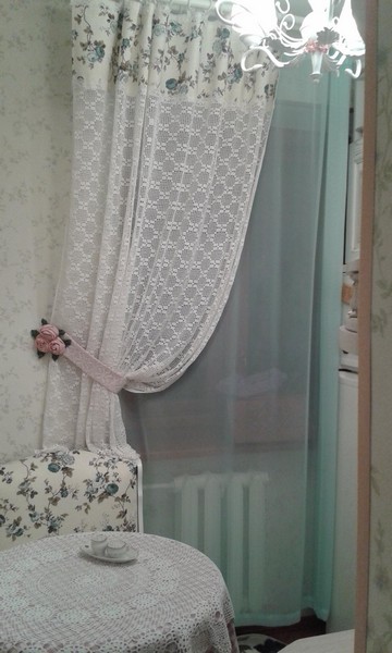 Тюль на кухню: плюсы и минусы, разновидности, реальные фото примеры