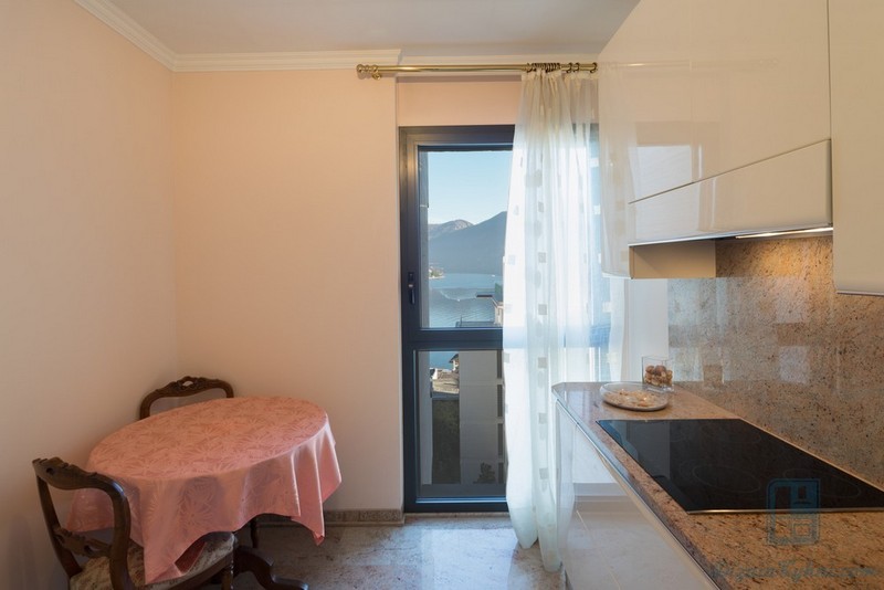 шторы балкон16