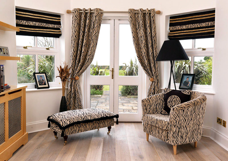 Советы по текстильному оформлению жилья: как красиво повесить шторы, используя разные варианты креплений