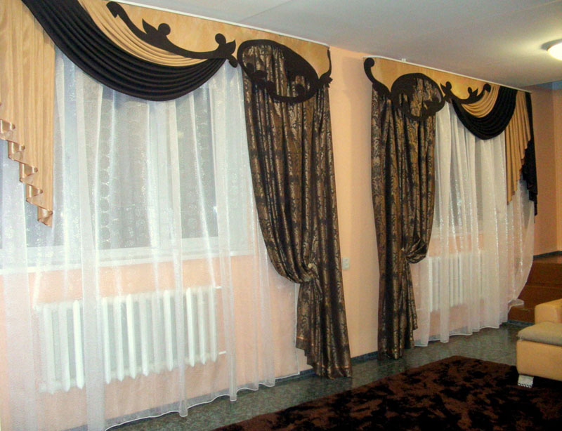 Советы по текстильному оформлению жилья: как красиво повесить шторы, используя разные варианты креплений
