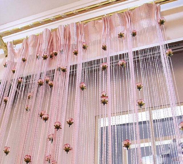 шторы из ракушек с декоративными элементами