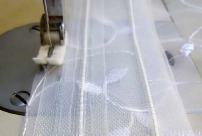 пришиваем шторную ленту к тюли