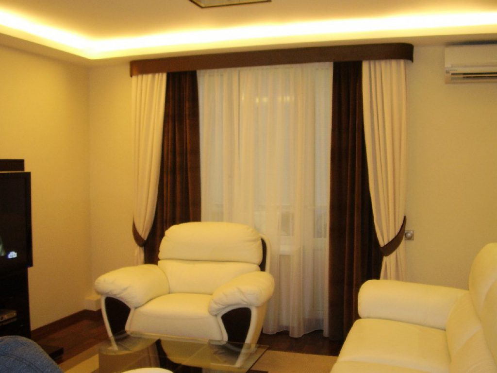 Белые шторы с темно-коричневым 3-8-1024x768.jpg