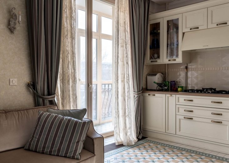 Шторы в полоску - примеры красивого дизайна и современного оформления