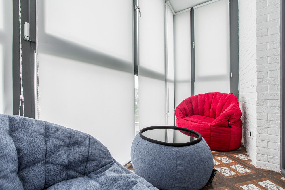 рулонные шторы на балкон