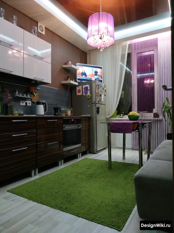 Нитяные шторы на кухню с балконной дверью