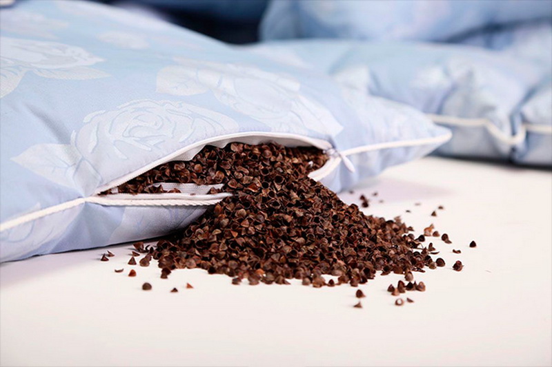 Подушки для дивана своими руками (100 фото)