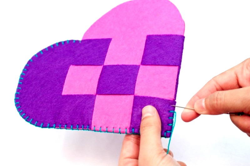 Можно обработать края вручную