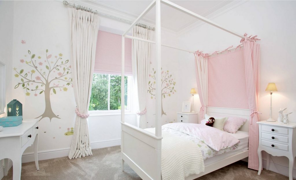 балдахин над кроватью для девочки