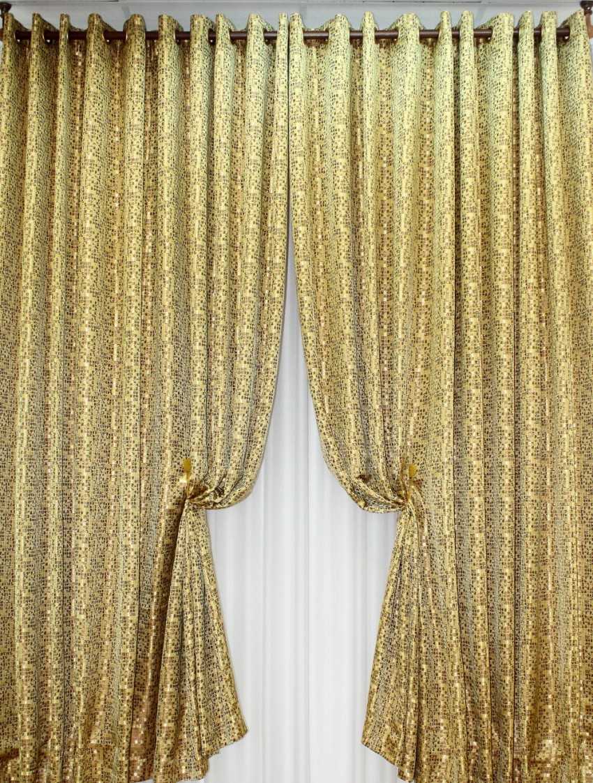 Шторы на люверсах в современном интерьере