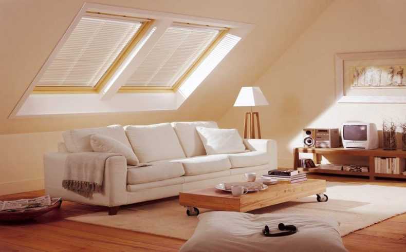 Шторы на мансардные окна — лучшие варианты на скошенные, треугольные окна