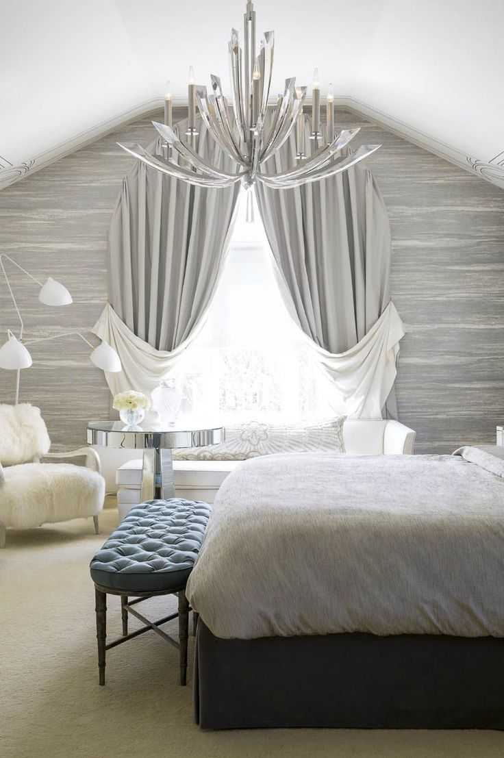 Шторы на мансардные окна со скошенным потолком: идеи как повесить