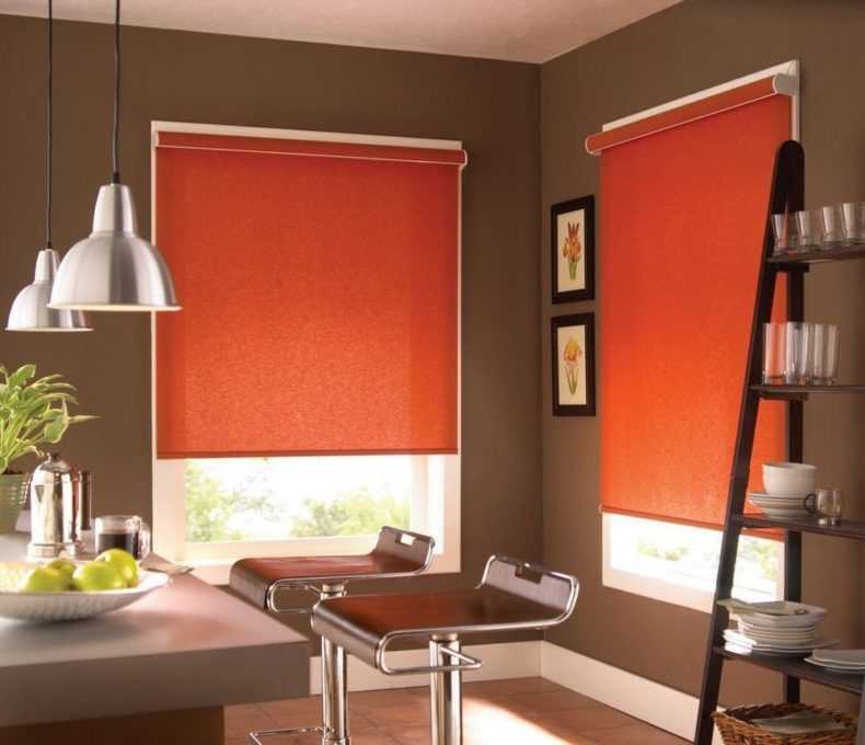 Сочный оранжевый цвет гостиной комнаты - апельсиновая радость