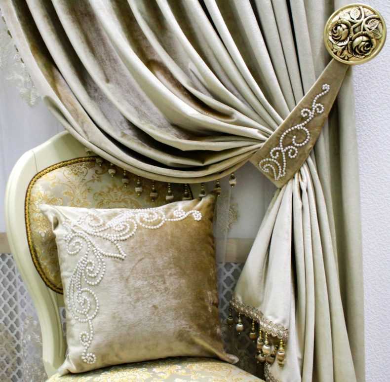 Прихваты для штор – практичный и стильный аксессуар в современном интерьере, оригинальные держатели: разновидности и стилевые решения