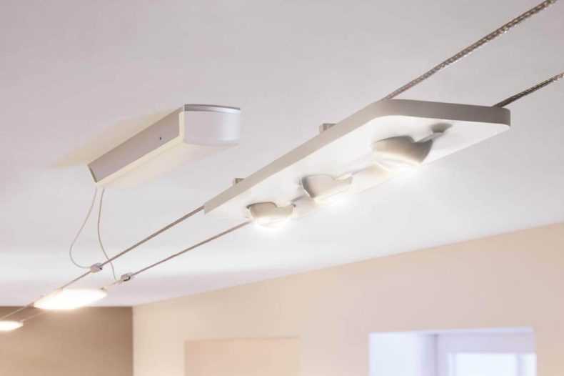 Струнные карнизы для штор: виды, преимущества, особенности