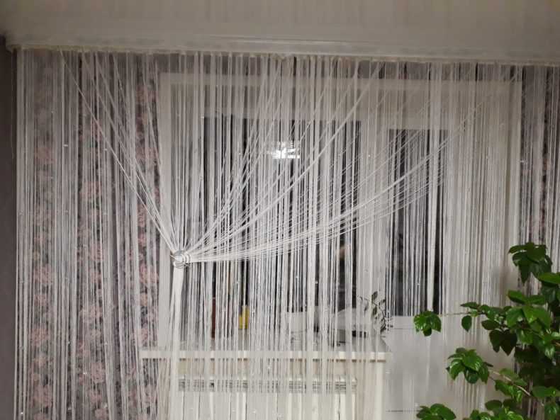 Тюль в гостиную: новинки красивого дизайна для зала