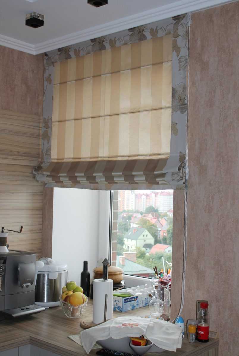 Новинки штор для кухни 2023 года - фото стильных современных штор, модный актуальный дизайн штор для кухни в текущем году