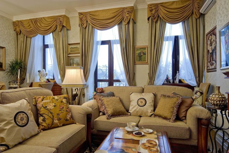 Зеленые шторы в интерьере: фото дизайнов гостиных, спален и кухонь