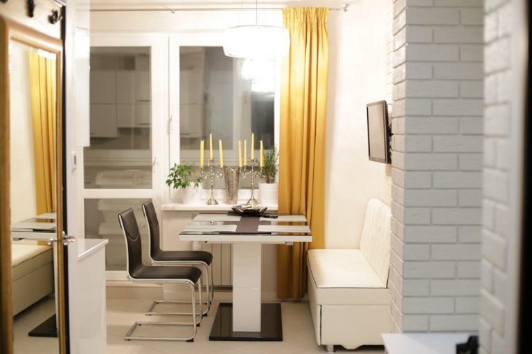 Шторы на кухню: фото самых стильных фасонов, модные цвета и узоры, советы по выбору