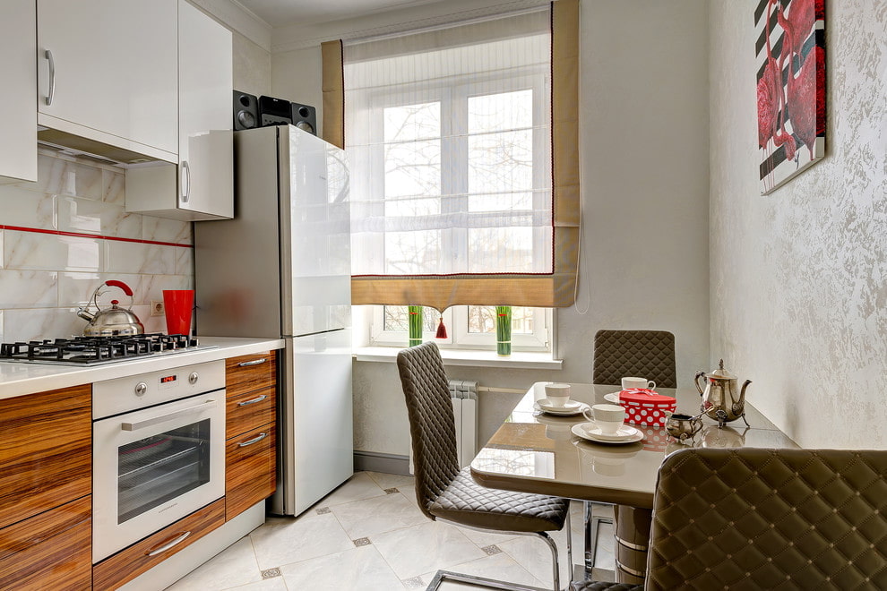 Шторы на кухню: фото самых стильных фасонов, модные цвета и узоры, советы по выбору