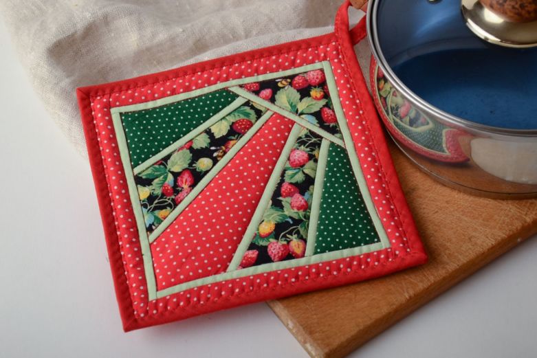 Прихватки своими руками: пошаговый мастер-класс по выкройке прихваток для кухни из ткани