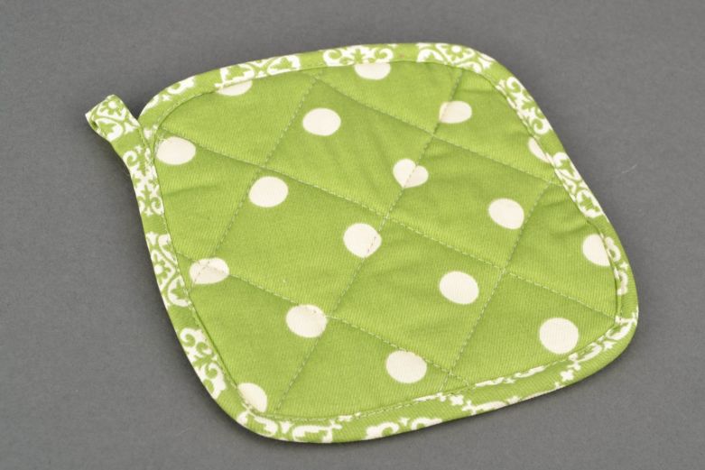 Прихватки своими руками: пошаговый мастер-класс по выкройке прихваток для кухни из ткани